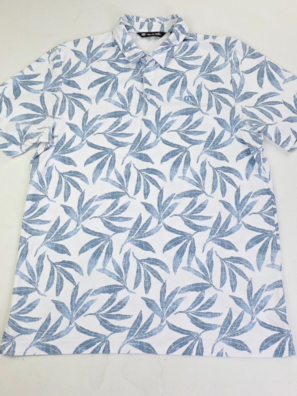 Travis Mathew White Blue Floral Mens Size Large Embroidered Chest Logo Polo